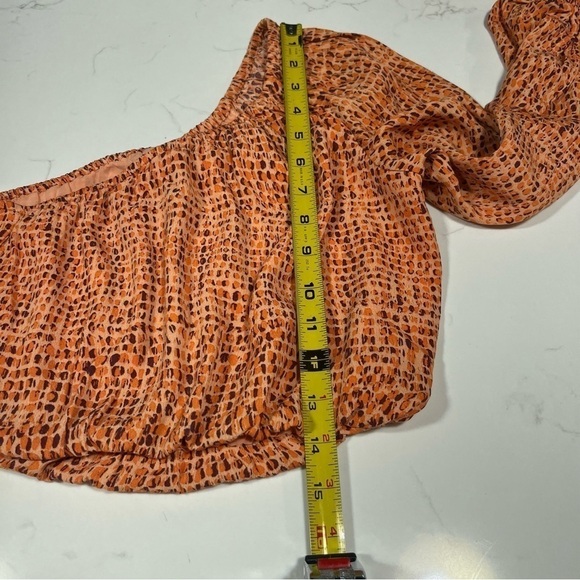 L*Space Nia Club Kids Asymmetrical Crop Top - Picture 12 of 12